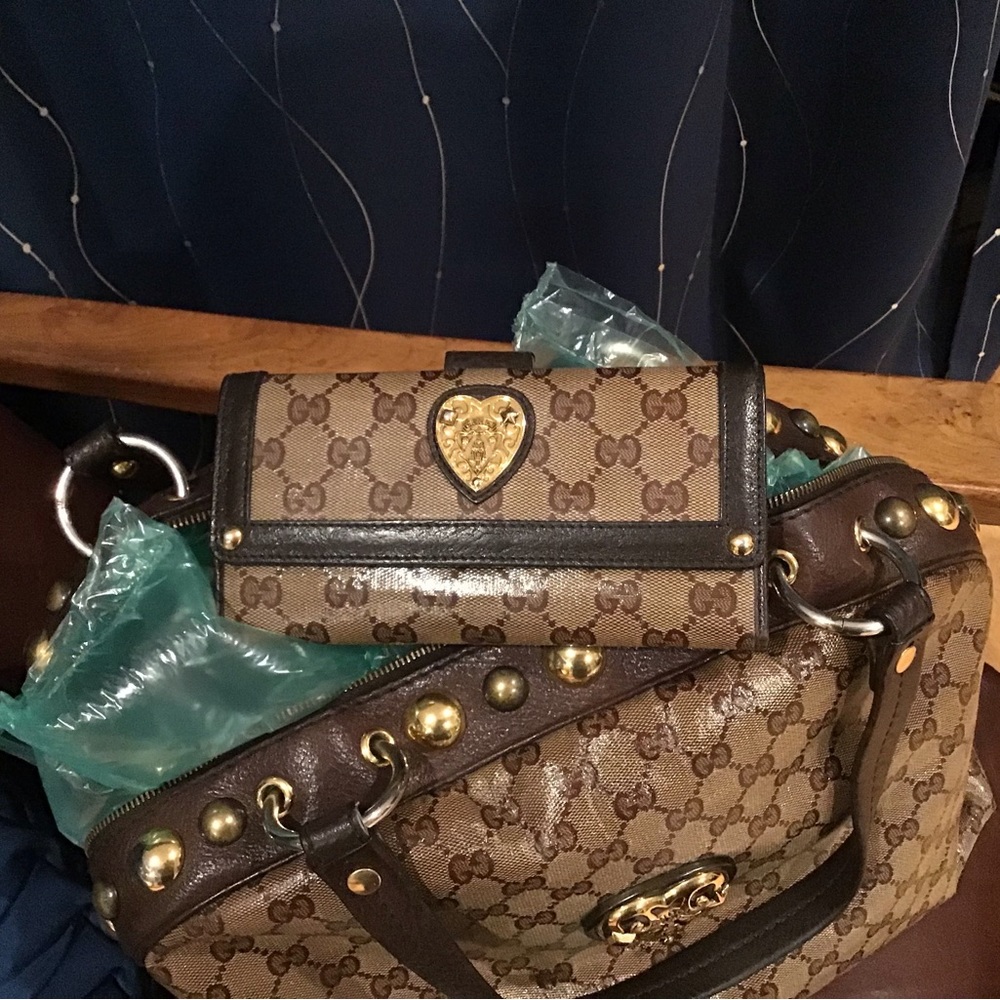 Gucci Baboushka and matching wallet.  Both in very good condition.  Price firm - Picture 2 of 4